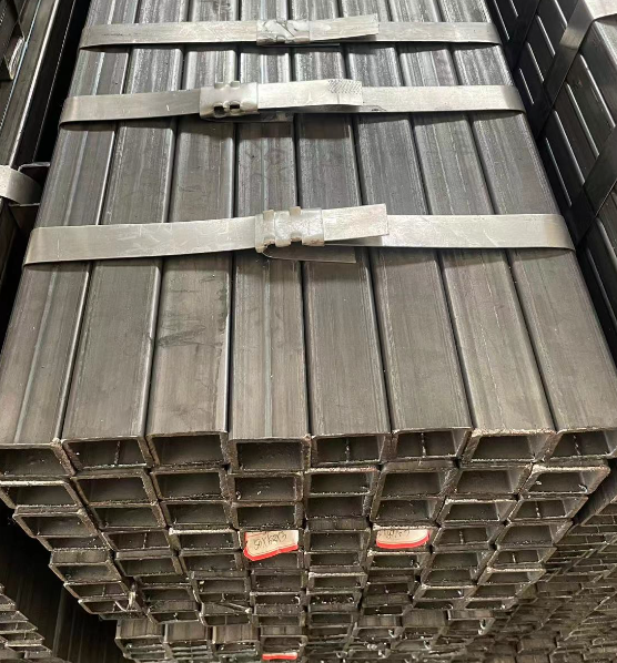 衢州工业用梯子 镀锌管焊接梯子 铁梯子方管梯